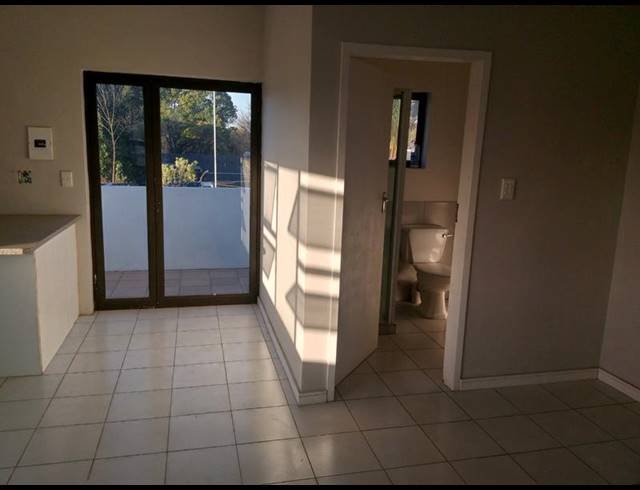 1 BEDROOM PROPERTY TO RENT IN KENSINGTON